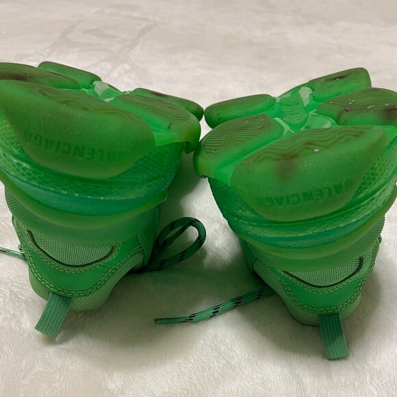 Balenciaga Neon Green Mesh and Leather Triple S Sneakers Size: EU 38-US 8 - Picture 16 of 16